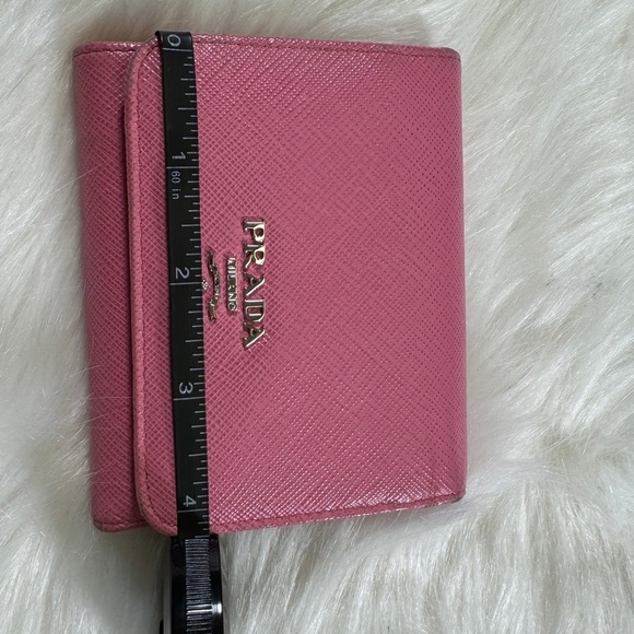 Authantic Prada Pink Trifold Hand Wallet - Picture 14 of 16